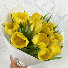 Load image into Gallery viewer, Tulip Charm