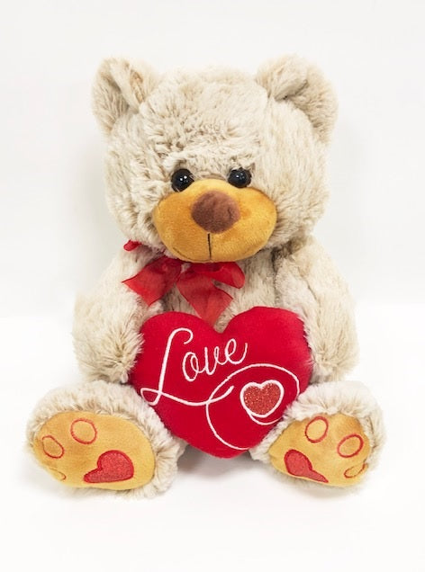 BEIGE BEAR WITH HEART 26CM SITTING